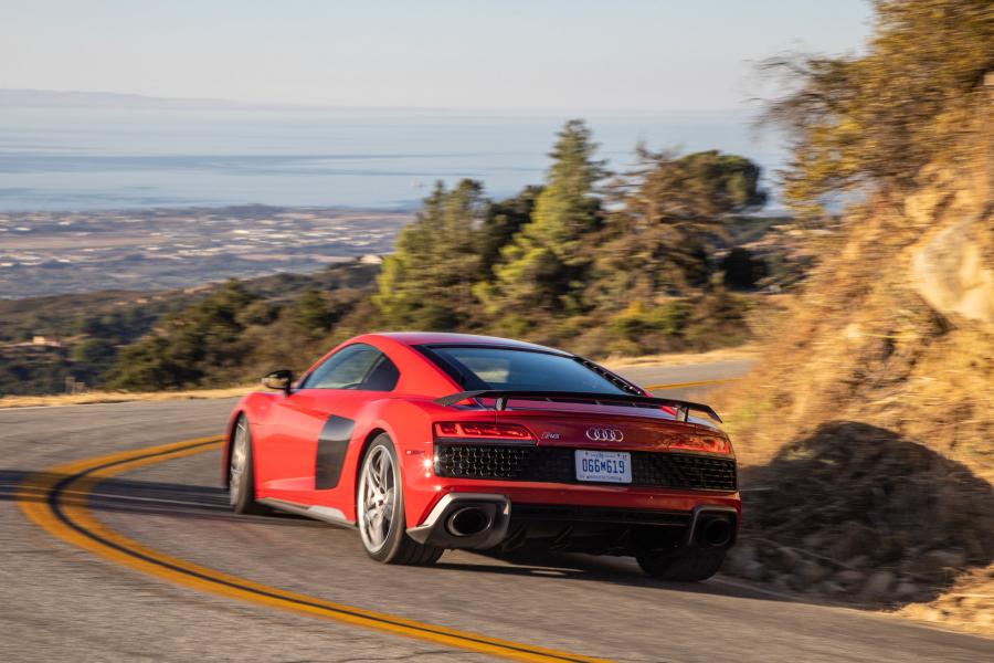  Audi R8 V10 Performance 2019 года  (NA) (фото 24 из 62)